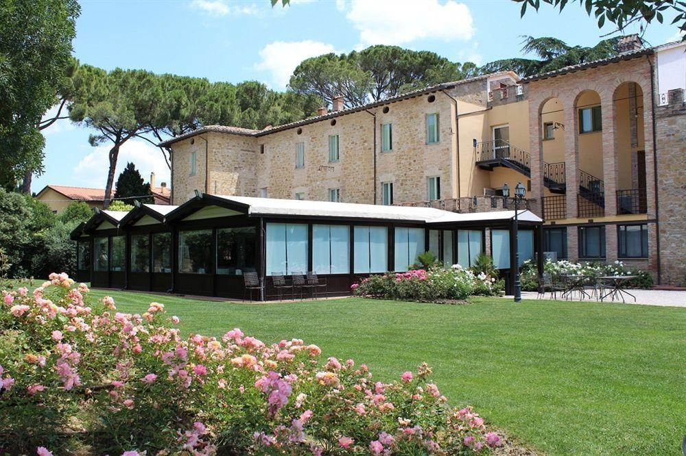Relais Parco Dei Cavalieri Assisi Hotel Petrignano Exterior photo