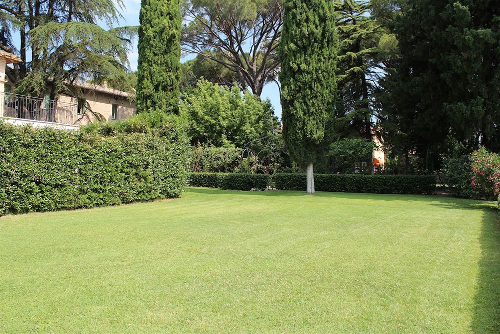 Relais Parco Dei Cavalieri Assisi Hotel Petrignano Exterior photo
